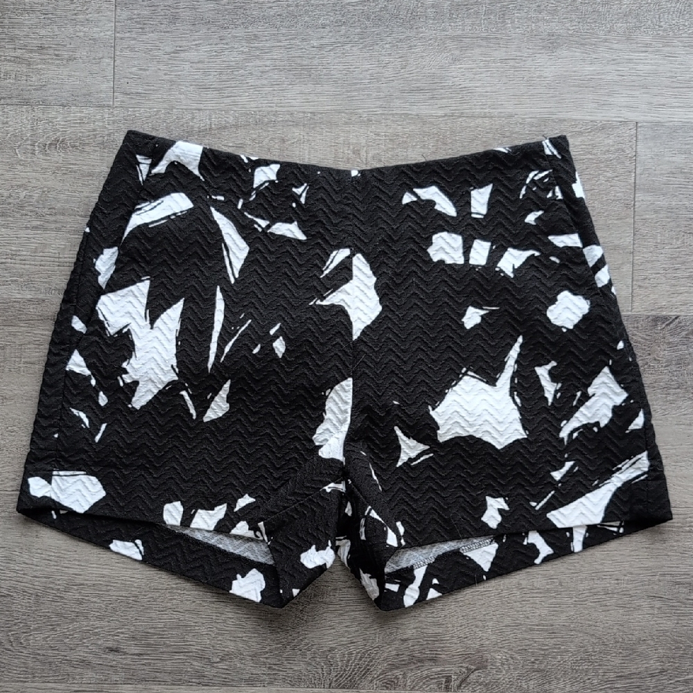 Banana Republic Patterned Shorts